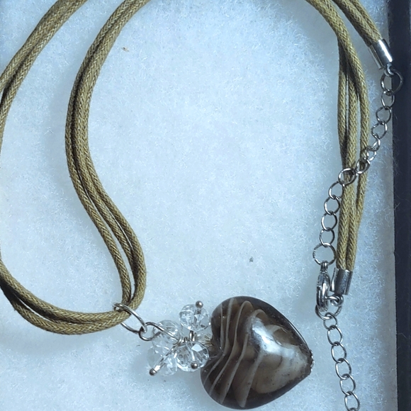 Murano Glass Heart Pendant - Picture 12 of 17